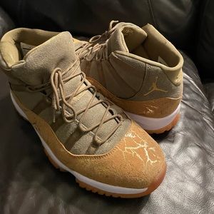 Goldleaf Jordan hightops